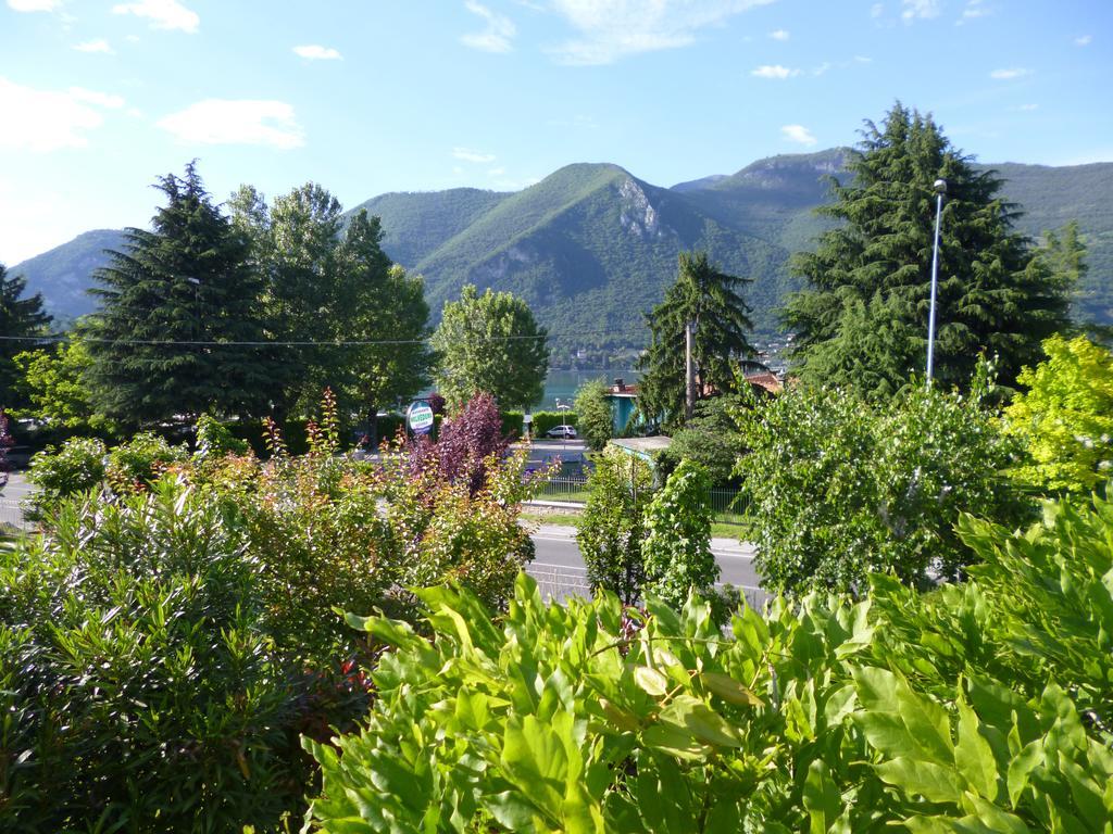 Bed and Breakfast La Casa Di Gabri Ізео Екстер'єр фото